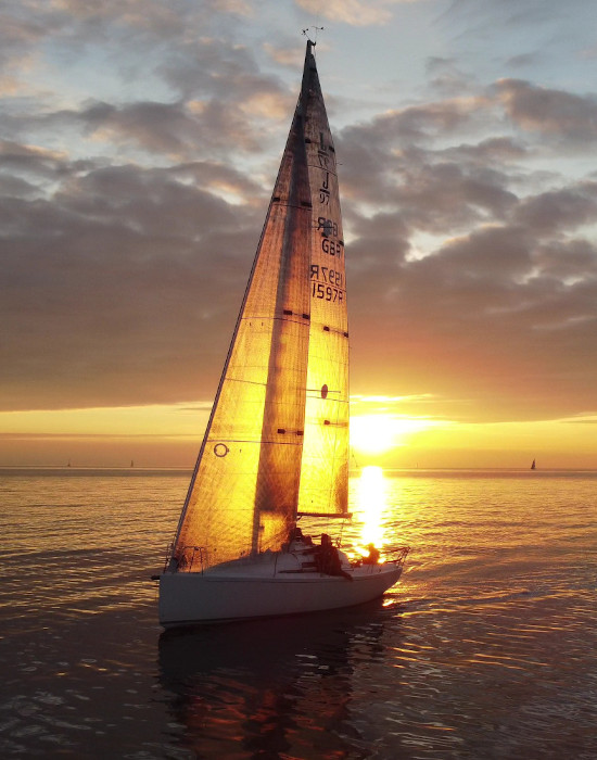 Midsummer Cup 2021 bei wenig Wind auf der Ostsee