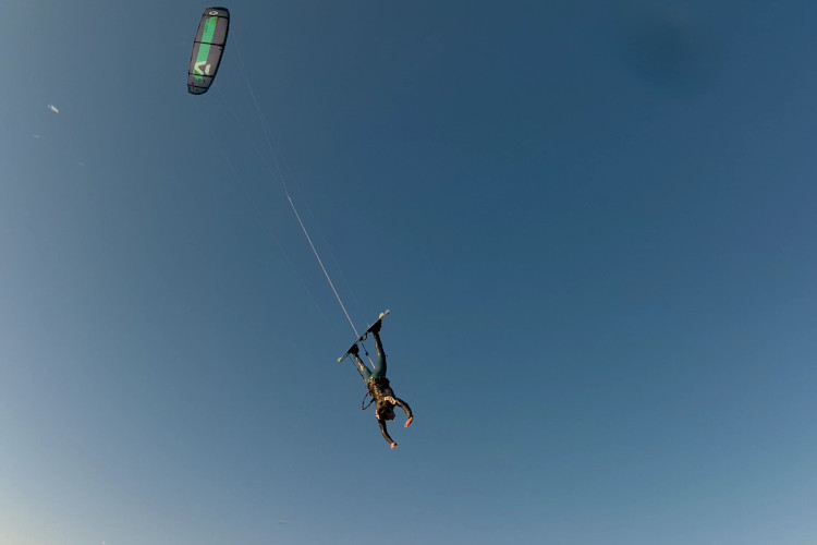 Kite Duotone Rebel auf der Ostsee vor Kühlungsborn