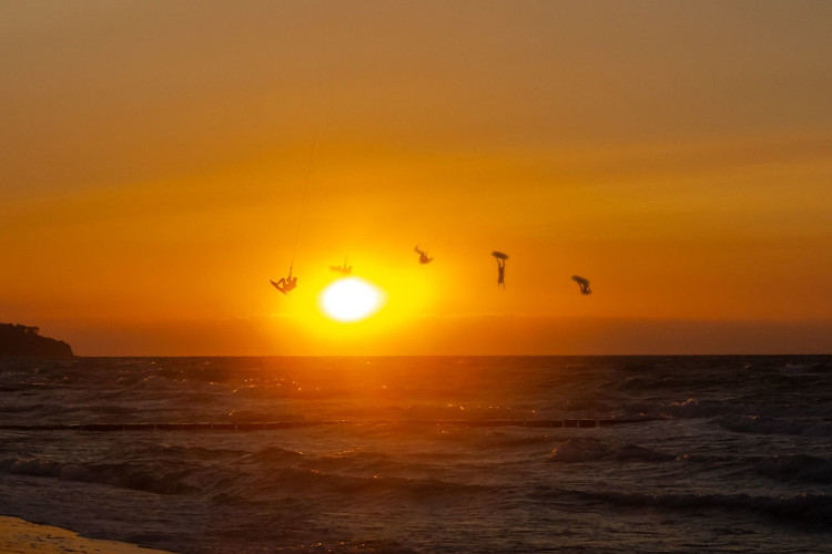 Fotosequenz Sonnenuntergang Warnemünde Strand